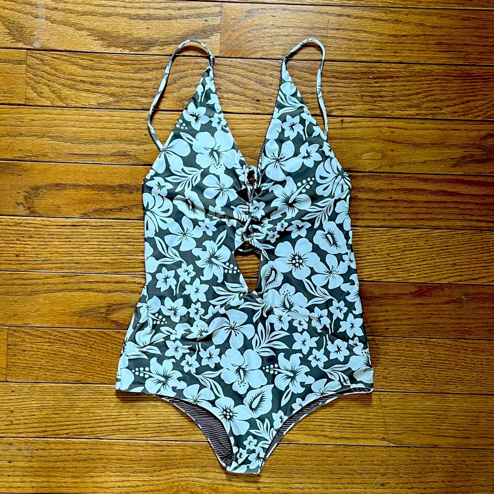 Acacia Women’s Swimsuit